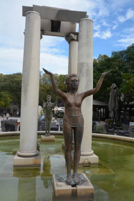 Nimes Place d'Assas 2