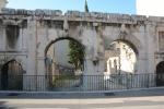 Nimes Porte Auguste 1