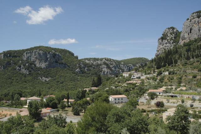 St-Bauz-Put-JW2